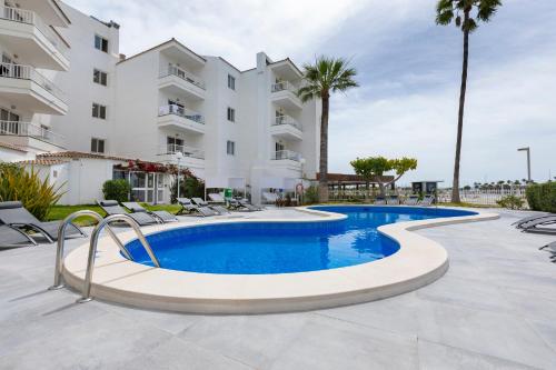 Sand Beach Apartments - image 4