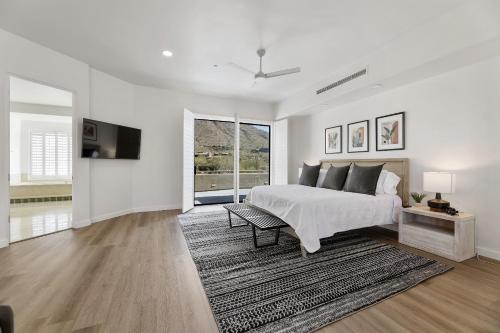 Gorgeous Panorama Mountain Views - Large Heated Outdoor Pool & Spa home - image 10