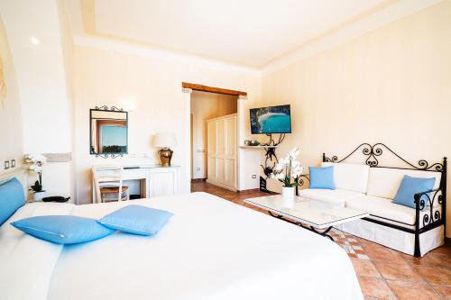 2 twin beds