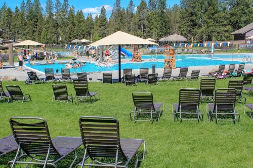 Golden Eagle Lane 17 | Discover Sunriver - image 9
