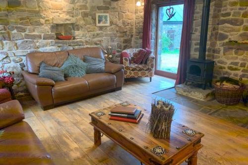 Stunning Secluded Peak District Luxurious Barn in Onecote
