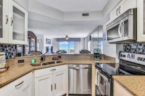 Sand and Sea Enjoyment Retreat in Ormond Beach, USA