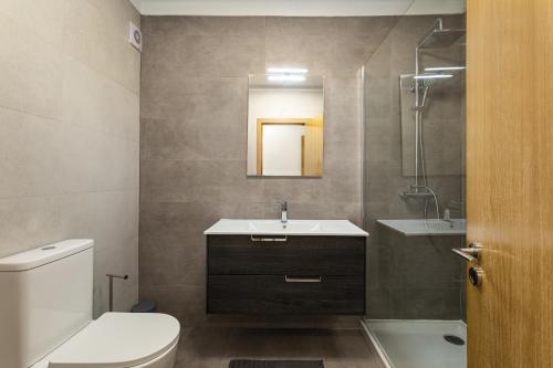 Miral 2 - Beach front apartment with pool, Quarteira (zdjęcie 9)