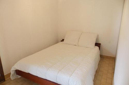 Nice apt with BALCONY on the SEAFRONT