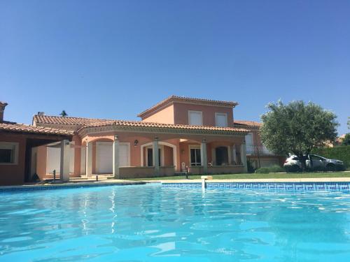 Villa et maisonnette provençales, Vaucluse
