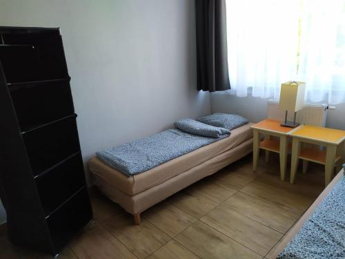 2 twin beds
