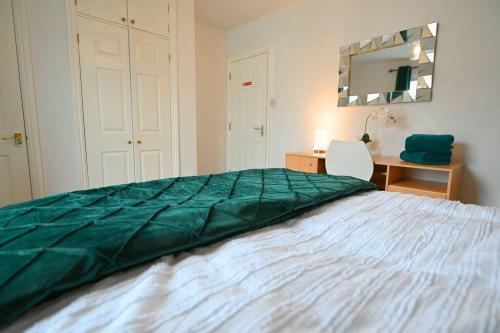 4 Bed Town House 'Reading Town Centre'