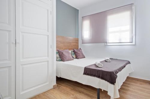 Blau Atic Apartment - image 5
