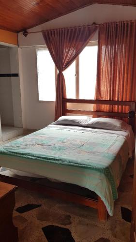 1 double bed, 3 twin beds