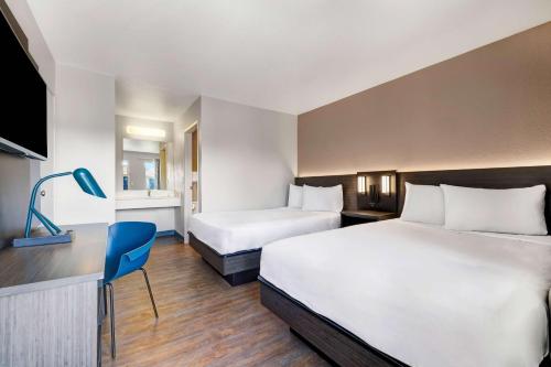 Motel 6-Kirkland, WA - North Kirkland – Kirkland, WA