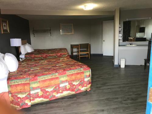 Budget Inn – Conway, AR