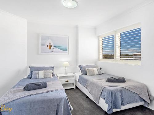 Apartment with Balcony image 4