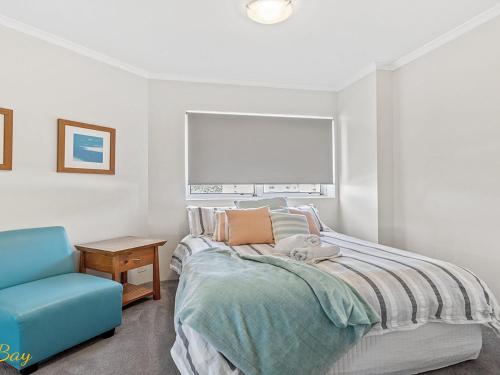 Apartment with Balcony image 5