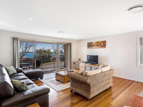 Bay View at 39 Thurlow - Walk to Dutchies Beach
