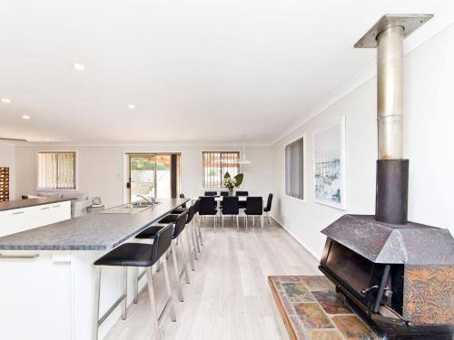 Facilities, Fingal Escape 28 Bent St in Fingal Bay