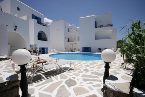 Swimming pool, Sunny Beach Studios in Naxos Island