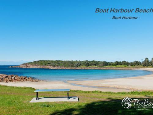 Наличие на забележителност наблизо, Kingsley Beach House Boat Harbour in Уан Маил Бийч