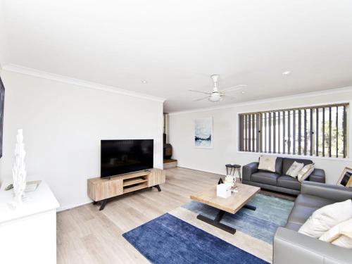Facilities, Fingal Escape 28 Bent St in Fingal Bay