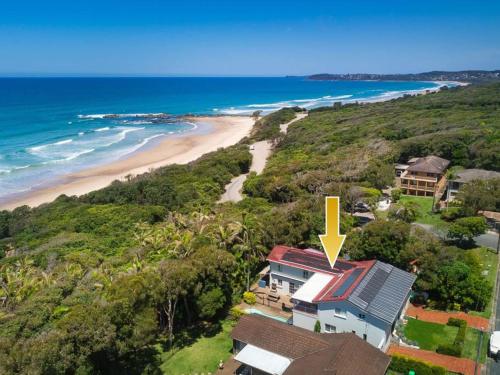 Malibu Beach House in Lake Cathie