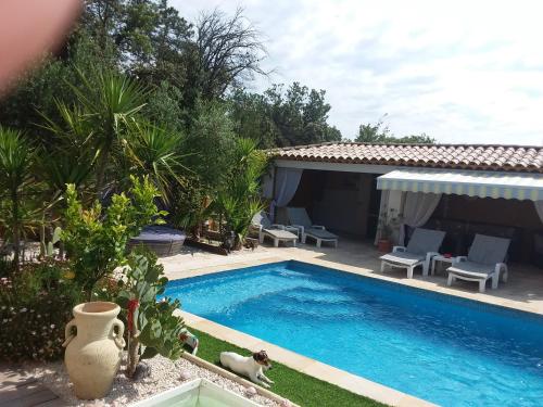 Le Trinacria - Accommodation - Taradeau