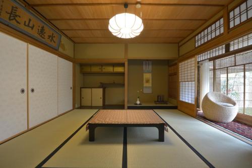 Japanese-Style Townhouse - Non-Smoking image 10