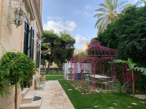 Maison Premiere Luxury Apartment