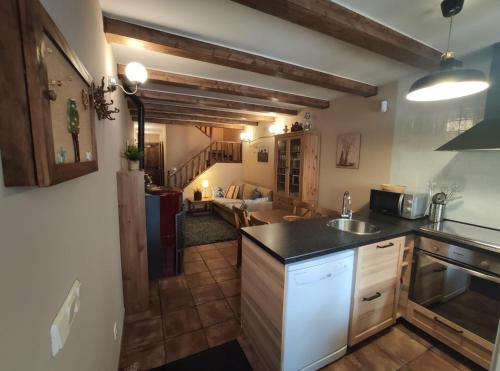 ห้องครัว, LAS 4 ESTACIONES - Rascafría (LAS 4 ESTACIONES - Rascafria) in ราสคาเฟรีย