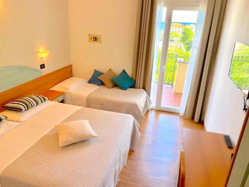 Hotel President - image 7