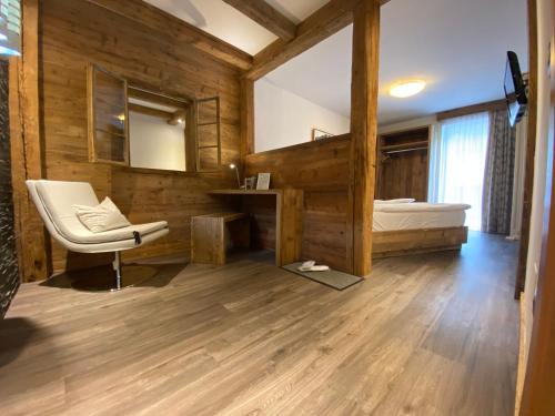 Joy Double or Twin Room