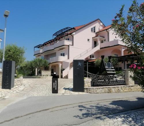  Apartmani Simon in Lopar