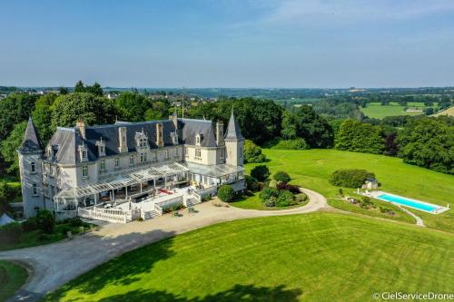 Château de KERVOAZEC - Chambres d'hôtes - Chambre d'hôtes - Saint-Goazec