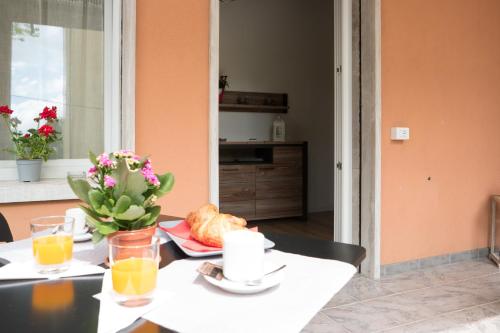 Venice Rooms 5