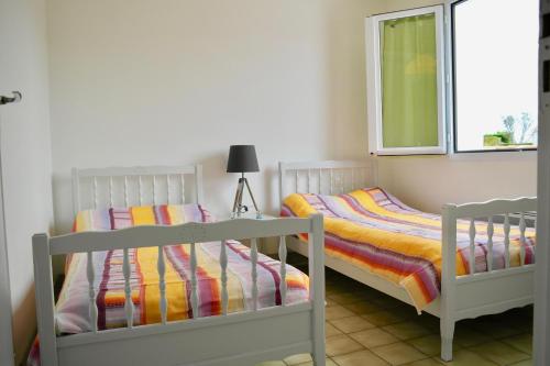 Maison idéale pour des vacances en famille revigorantes à Brem-sur-Mer