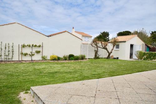 Maison idéale pour des vacances en famille revigorantes à Brem-sur-Mer