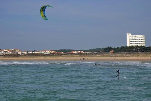 Entre océan et marais salants cette charmante maison vous attend… - image 11
