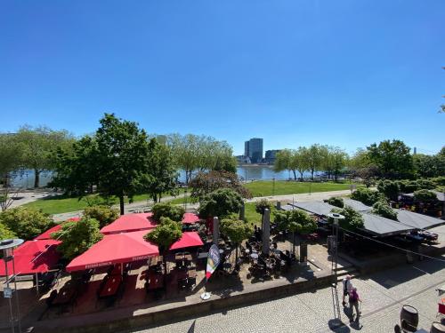 Triple Room with River View image 6