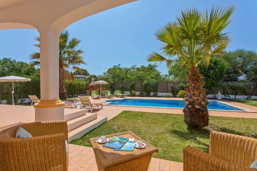 Villa Celia by Villa Plus 2