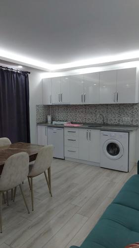 KUZEY PALACE GOLD