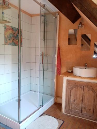 Le Chant de la falaise Gite D'étape