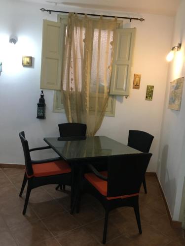 One-Bedroom Apartment image 7