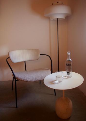 Fragile Hotel - main image