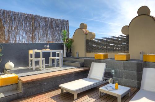 Sixtytwo Hotel - image 5