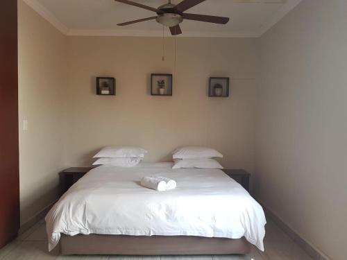 Apartment with Balcony image 3