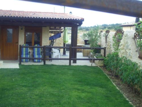  Apartamentos Turisticos Julia, Ferienwohnung in Valdemaluque
