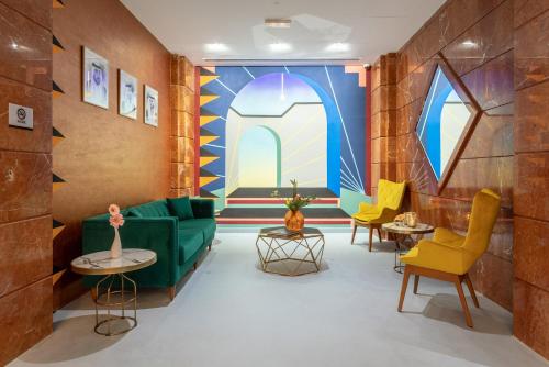 Aula, LEVA Hotel and Suites Opposite Downtown in Sheikh Zayed Road