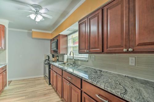 Charming Family Home with Private Pool in Largo - image 8