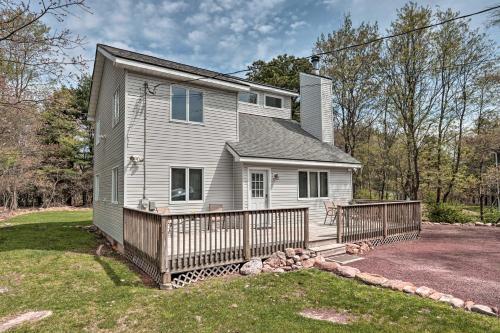 Rustic Poconos Home with Grill Steps to Beach!