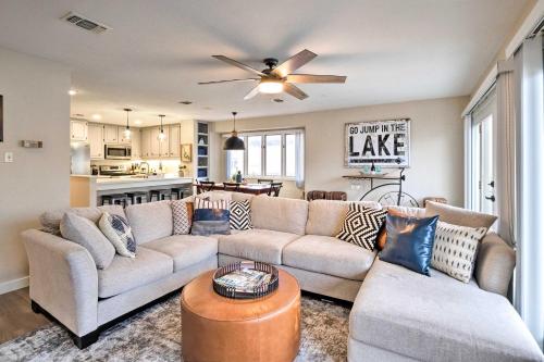 Waterfront Horseshoe Bay Retreat w/ Game Room! in 馬蹄灣(TX)