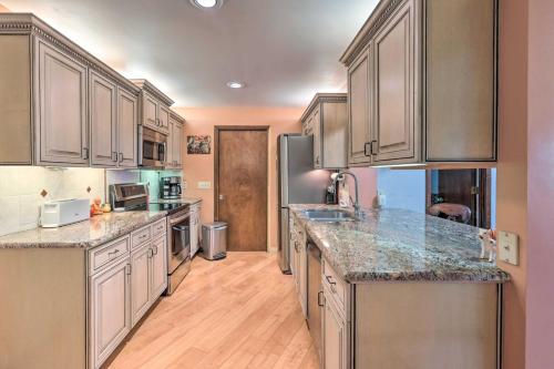 Cozy Deltona Escape Btwn Orlando and Daytona! - image 3
