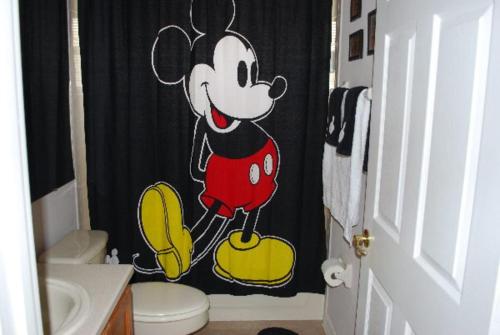 Luxury 5-Bed Villa, located only 3 miles from Disney World detail